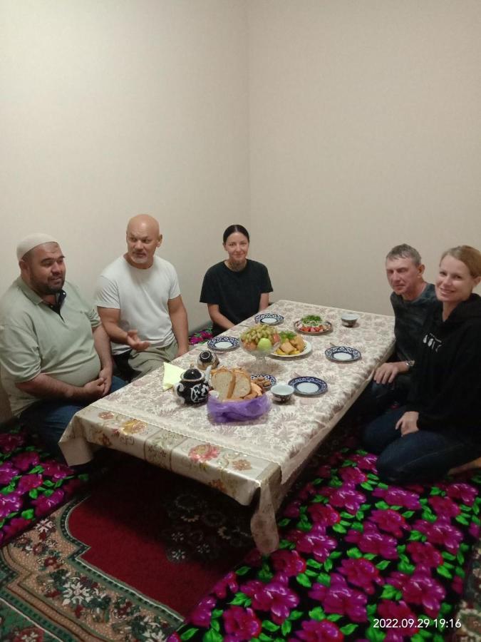In Center Of Bukhara Family Guest House Mirg'Iyos Luaran gambar